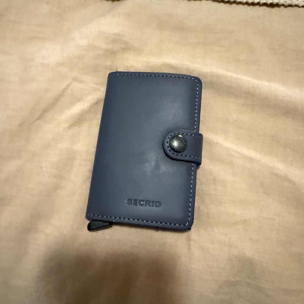 Secrid Wallet